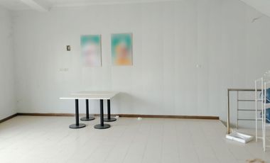 3 Floor Shophouse Strategic Location in Cianjur City Center