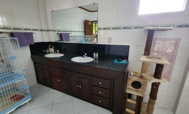 Rush sale! 504 sqm House and Lot in Trinidad Village, near SM Telabastagan