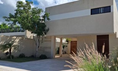 CASA EN VENTA CLUB DE GOLF