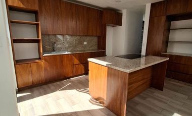 CASA EN VENTA CLUB DE GOLF