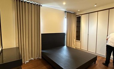 SEWAKAN / JUAL CONDO GRAHA GOLF ALEXA SURABAYA , INTERIOR MEWAH , MASIH BARU , FULL FURNISH , VIEW GOLF.