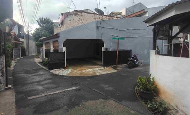 Disewakan Cepat Rumah Siap Huni & Ngantor di Tebet Barat, Strategis, dekat TOL dan Stasiun