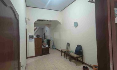 Disewakan Cepat Rumah Siap Huni & Ngantor di Tebet Barat, Strategis, dekat TOL dan Stasiun