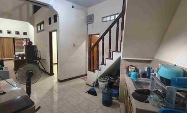 Disewakan Cepat Rumah Siap Huni & Ngantor di Tebet Barat, Strategis, dekat TOL dan Stasiun