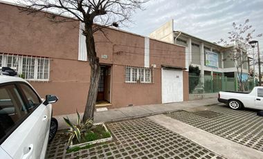 Se Vende Terreno De 2.411 Mt2 Para Inmobiliaria / Pte Alto