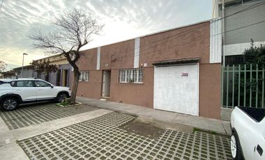 Se Vende Terreno De 2.411 Mt2 Para Inmobiliaria / Pte Alto
