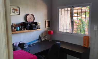 EN VENTA - CASA 2 DOMITORIOS - CARCARAÑA