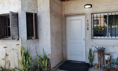 EN VENTA - CASA 2 DOMITORIOS - CARCARAÑA