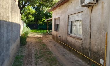 EN VENTA - CASA 2 DOMITORIOS - CARCARAÑA
