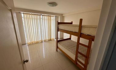 Exclusivo Departamento Con Vista Panorámica Al Mar En El Malecón De Ancón