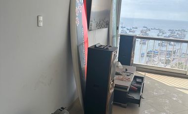 Exclusivo Departamento Con Vista Panorámica Al Mar En El Malecón De Ancón