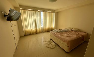 Exclusivo Departamento Con Vista Panorámica Al Mar En El Malecón De Ancón