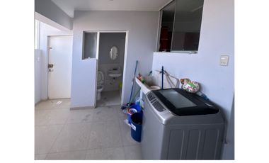 Exclusivo Departamento Con Vista Panorámica Al Mar En El Malecón De Ancón