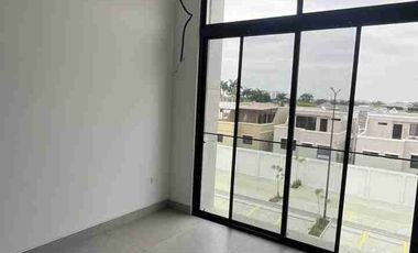 Departamento en Venta de Estreno en Urb. Riona