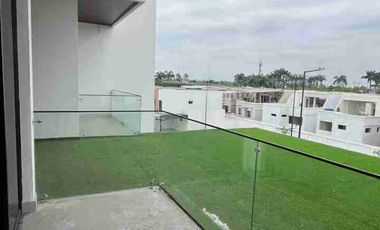 Departamento en Venta de Estreno en Urb. Riona