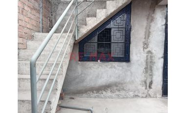 1159047 Se Vende Casa De 3 Piso En Puente Piedra