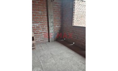 1159047 Se Vende Casa De 3 Piso En Puente Piedra