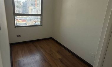 Se arrienda departamento en Bandera 898, 2H 2B, piso 15