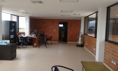 Venta de Lotes e Inmueble Industrial en CIC-1 Yumbo – 7.520 m², Estrato 6, Autopista Cali-Yumbo