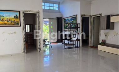 Rumah Pondok Candra Sidoarjo, Semi Furnished (Min 2 Th)