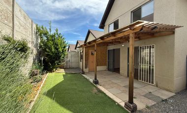 SE VENDE CASA FUERA DE CONDOMINIO - CURAUMA - AIRES DE CURAUMA