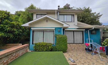 SE VENDE CASA EN CONSTITUCIÓN