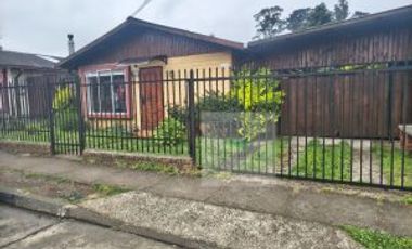 SE VENDE CASA DE UN PISO EN CALLE LIMACHE, MIRASUR (ID39337)