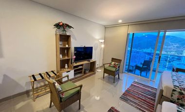APARTAMENTO EN PLAYA SALGUERO – VISTA SOÑADA AL MAR, CIUDAD Y SIERRA NEVADA