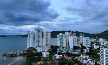 APARTAMENTO EN PLAYA SALGUERO – VISTA SOÑADA AL MAR, CIUDAD Y SIERRA NEVADA