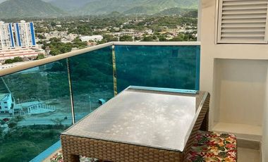 APARTAMENTO EN PLAYA SALGUERO – VISTA SOÑADA AL MAR, CIUDAD Y SIERRA NEVADA