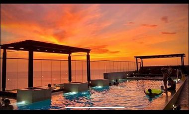 APARTAMENTO EN PLAYA SALGUERO – VISTA SOÑADA AL MAR, CIUDAD Y SIERRA NEVADA