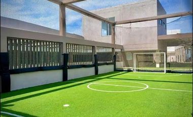 APARTAMENTO EN PLAYA SALGUERO – VISTA SOÑADA AL MAR, CIUDAD Y SIERRA NEVADA