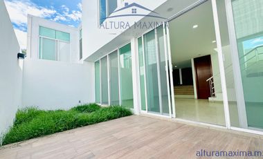 Casa en Renta Nueva Galicia Coto Barcelona Tlajomulco