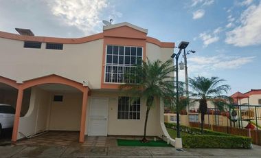 casa de venta en portoviejo sector avenida manabi