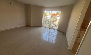 casa de venta en portoviejo sector avenida manabi