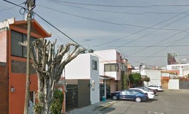 VENTA DE CASA EN CALLE ATENEA LAS ROSAS TLANEPANTLA EDOMEX