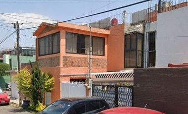 VENTA DE CASA EN CALLE ATENEA LAS ROSAS TLANEPANTLA EDOMEX