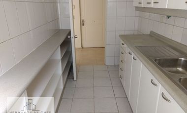 Dpto. 3 Dorm / 2 Baños / 1 Bod. Barrio República, Comuna de Santiago.-