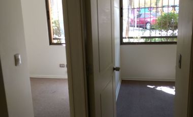 Dpto. 3 Dorm / 2 Baños / 1 Bod. Barrio República, Comuna de Santiago.-