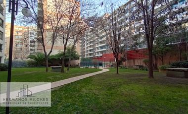 Dpto. 3 Dorm / 2 Baños / 1 Bod. Barrio República, Comuna de Santiago.-