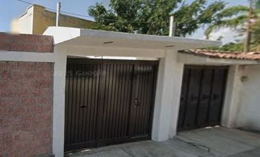 CASA EN ACASIAS JIUTEOEC MORELOS