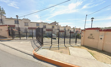 CASA DE RECUPERACIÓN BANCARIA EN PRIV. CALLE BEDON, FRACC. URBIVILLA DEL REY, HUEHUETOCA, EDO. MEX. ¡NO SE ACEPTAN CRÉDITOS!