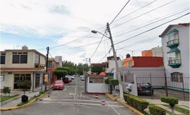 COHC (EMB) CASA EN VENTA DE CONTADO EN VALLE DE LOS PINOS EDO MEX