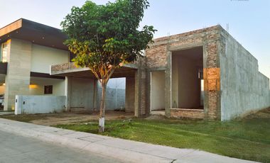 Casa de 3 recamaras en venta ciudad obregón obra negra