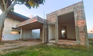 Casa de 3 recamaras en venta ciudad obregón obra negra