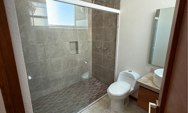 🏡 𝗖𝗮𝘀𝗮 𝗲𝗻 𝗰𝗼𝘁𝗼 𝗽𝗿𝗶𝘃𝗮𝗱𝗼 𝗮 𝟱 𝗺𝗶𝗻𝘂𝘁𝗼𝘀 𝗱𝗲 𝘀𝗮𝗹𝗶𝗱𝗮 𝗣𝗮́𝘁𝘇𝗰𝘂𝗮𝗿𝗼