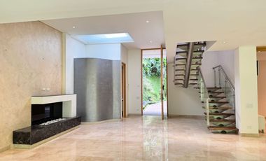 Casa en Arriendo, en Loma del Atravesado, Envigado