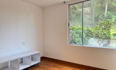 Casa en Arriendo, en Loma del Atravesado, Envigado