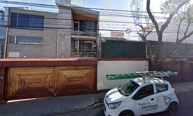 REMATE BANCARIO: Propiedad en Calzada de las Águilas. ¡Conectividad a Santa Fe y Periférico!