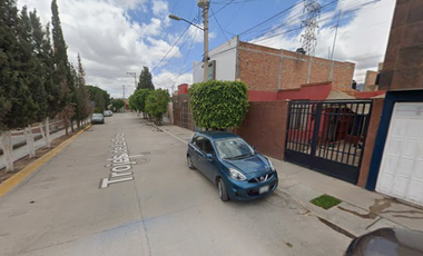 ¡¡GRAN OPORTUNIDAD DE ADQUIRIR O INVERTIR EN ESTA HERMOSA CASA DE REMATE BANCARIO!!., (SOLO CON RECURSOS PROPIOS).